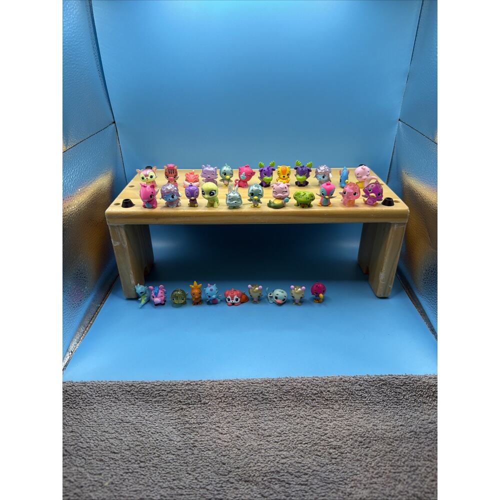 Hatchimals Colleggtibles 33 Collectible Mini Figures Glitter Wings Animals - Picture 2 of 12